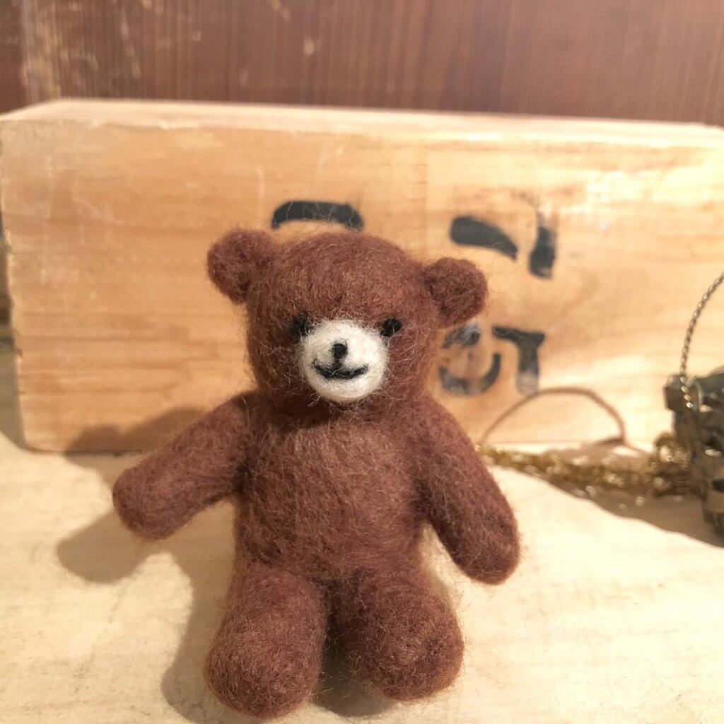 羊毛フェルトのクマ作品 レッスンレポート | 東京・学芸大学駅の羊毛